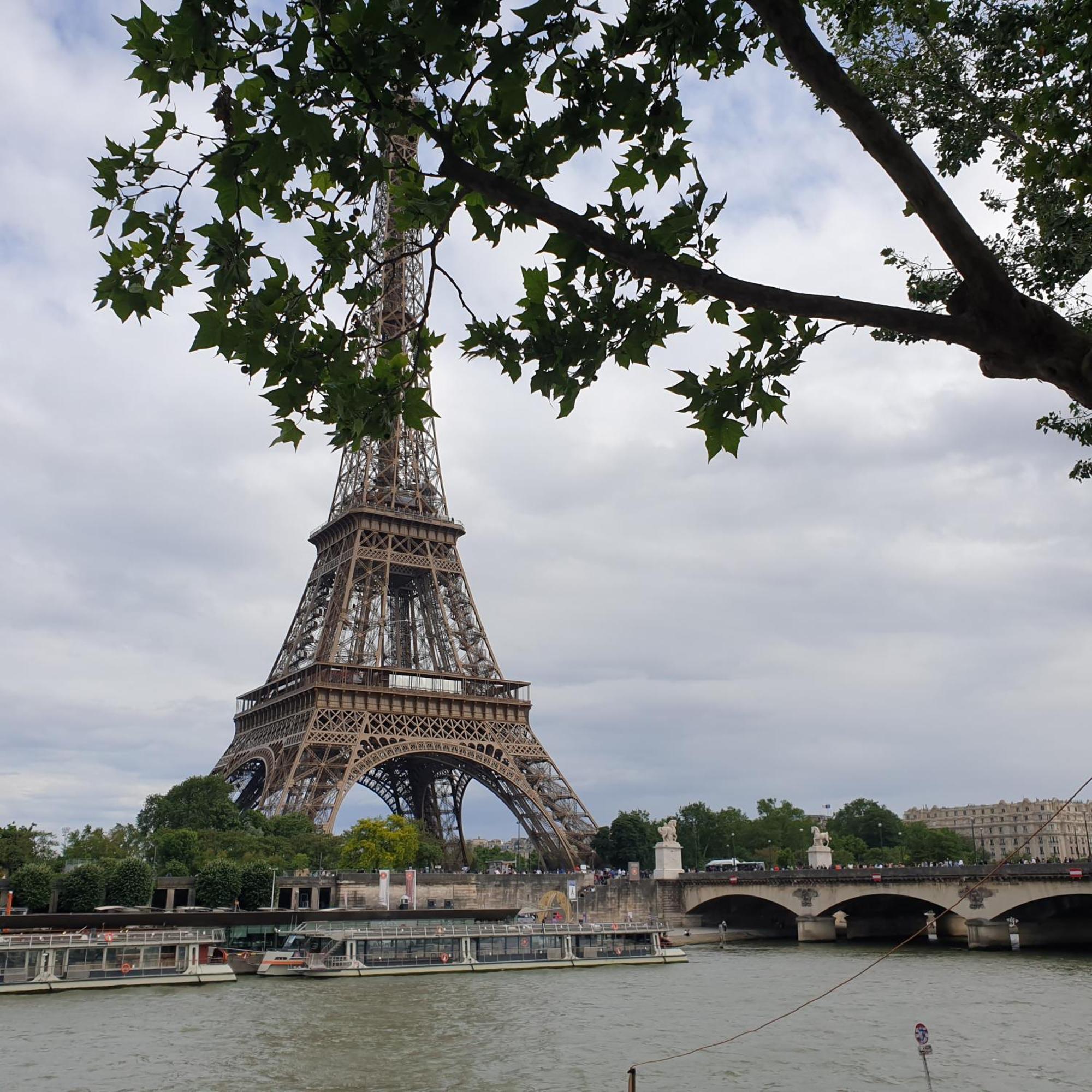 Studio Eiffel Tower Trocadero ปารีส ภายนอก รูปภาพ